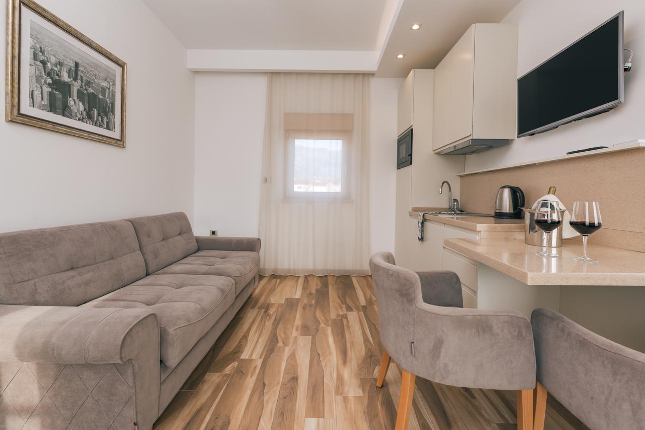 Villa Royal Apartments Тиват Экстерьер фото