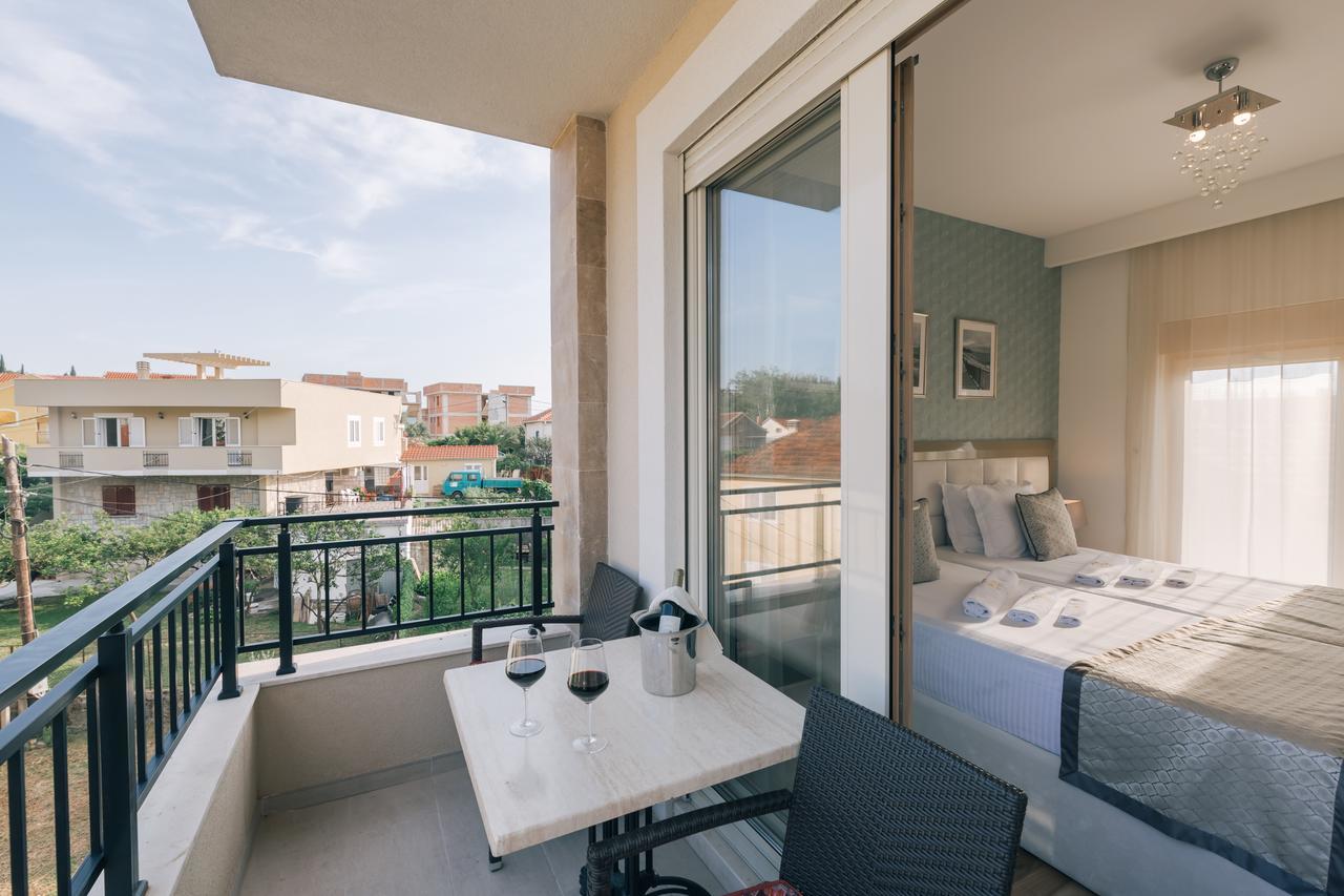 Villa Royal Apartments Тиват Экстерьер фото