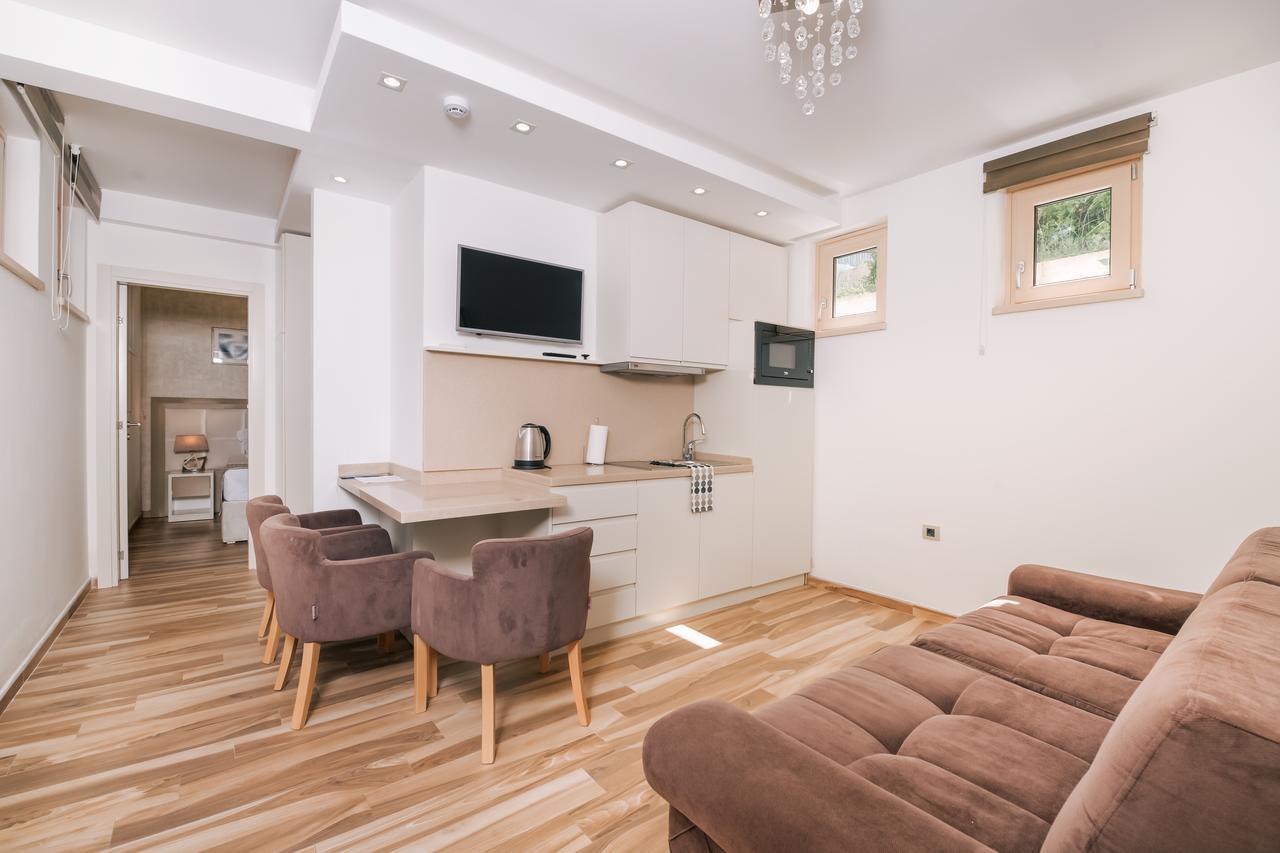Villa Royal Apartments Тиват Экстерьер фото